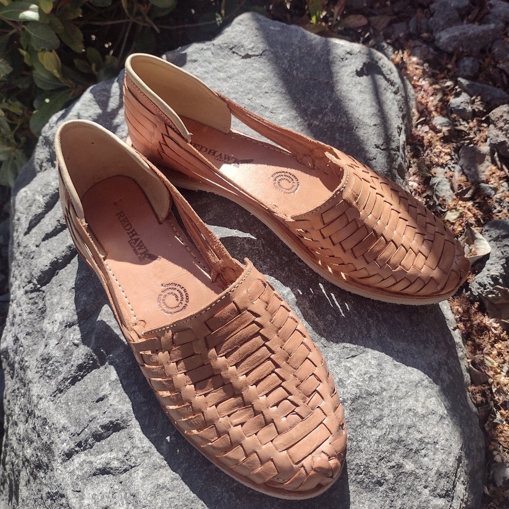 Ladies Huarache woven leather sandals sz 9